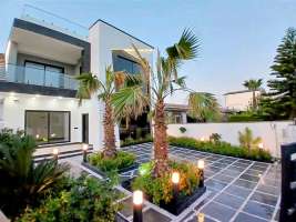 <div class='tp_title'>ویلا مدرن شهرکی در سرخرود</div><div class='tp_desc'>با سلام
فروش ویلا مدرنِ نوساز در سرخرود..❕❕❕
⏪مشخصات این ویلا جذاب◀️۲۴۵ متر زمین◀️۲۷۰ متر بنا دوبلکس با نما مدرن◀️سه خواب مستر◀️استخر چهار فصل به همراه جکوزی ◀️۱۳۰ متر روف گاردن محوطه سازی شده دارای آتشکده◀️دارای پروانه ساخت ، پایان کار و سند تک برگ
◾️این ویلا ش...</div><div class='row_location'><div class='row_title'>آدرس</div><div class='tp_location'>دهکدههای توریستی سرخرود<br />آدرس: مازندران، سرخرود، املاک نفار</div></div><div class='row_contact'><div class='row_title'>اطلاعات تماس</div><div class='tp_contact'>شیما قیصریان</div></div><div style='clear:both'></div><div class='title'>تصاویر</div><div class='images_box'><img src='/components/com_djclassifieds/images/item/1/1232_img_20250506_142642_ths.jpg' width='267' height='200' /><img src='/components/com_djclassifieds/images/item/1/1232_img_20250506_142554_ths.jpg' width='265' height='200' /><img src='/components/com_djclassifieds/images/item/1/1232_img_20250506_142609_ths.jpg' width='150' height='200' /></div><div style='clear:both'></div> ویلا مدرن شهرکی در سرخرود