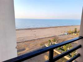 <div class='tp_title'>رهن آپارتمان پلاک یک دریا در سرخرود</div><div class='tp_desc'>با سلام
اگر قصد اجاره آپارتمان ساحلی در مازندران را دارید و در جستجوی یک لوکیشن برند ، توریست نشین و لوکس هستید...؟!؟!
این آگهی را از دست ندهید...❗️❗️❗️
رهن سالانه آپارتمان پلاک یک دریا در منطقه برند خط دریا سرخرود...❕❕❕
✖️مــشـخــصــات واحــد✔️۱۱۵ متر ✔️دو خواب✔️مبله✔️دارای پارکینگ و آسانسور
◾️این وا...</div><div class='row_location'><div class='row_title'>آدرس</div><div class='tp_location'>خط دریا سرخرود<br />آدرس: مازندران، سرخرود، املاک نفار</div></div><div class='row_contact'><div class='row_title'>اطلاعات تماس</div><div class='tp_contact'>شیما قیصریان</div></div><div style='clear:both'></div><div class='title'>تصاویر</div><div class='images_box'><img src='/components/com_djclassifieds/images/item/1/1248_img_20250527_141531_ths.jpg' width='267' height='200' /><img src='/components/com_djclassifieds/images/item/1/1248_img_20250527_141651_ths.jpg' width='267' height='200' /><img src='/components/com_djclassifieds/images/item/1/1248_img_20250527_141627_ths.jpg' width='267' height='200' /></div><div style='clear:both'></div> رهن آپارتمان پلاک یک دریا در سرخرود