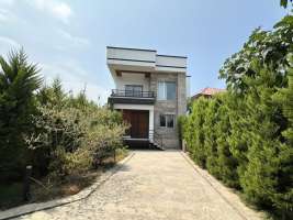 <div class='tp_title'>ویلا مستقل مبله در رویان </div><div class='tp_desc'>سلام
امیدوارم حالتون بهتر از همیشه باشه
با معرفی یه ویلا مستقل مبله در علوی کلا رویان با شما هستم .
مشخصات ویلا :
250 متر زمین
250 متر بنا ( مدرن ، دوبلکس ، نوساز )
3 خواب
مبله
پکیج و رادیاتور ، کابینت ، هود ، گاز رومیزی ، سینک ، شیرآلات ، یخچال ، پرده ، تلوزیون نصب
این </div><div class='row_location'><div class='row_title'>آدرس</div><div class='tp_location'>رویان<br />آدرس: مازندران، سرخرود، املاک نفار</div></div><div class='row_contact'><div class='row_title'>اطلاعات تماس</div><div class='tp_contact'>شیما قیصریان</div></div><div style='clear:both'></div><div class='title'>تصاویر</div><div class='images_box'><img src='/components/com_djclassifieds/images/item/1/1293_img_2380-scaled_ths.jpeg' width='267' height='200' /><img src='/components/com_djclassifieds/images/item/1/1293_img_2378-scaled_ths.jpeg' width='267' height='200' /><img src='/components/com_djclassifieds/images/item/1/1293_nefaar27911-3_ths.jpeg' width='267' height='200' /></div><div style='clear:both'></div> ویلا مستقل مبله در رویان