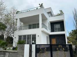 <div class='tp_title'>ویلا مدرن استخردار شهرکی در نوشهر </div><div class='tp_desc'>سلام
وقتتون بخیر
امیدوارم حالتون خوب باشه
با معرفی یه ویلا استخردار شهرکی در نوشهر همراهتون هستم .
مشخصات ویلا :
۲۷۰ متر زمین
۳۰۰ متر بنا دوبلکس مدرن
۳ خواب
استخر داخلی
پکیج ، رادیاتور ، کمد دیواری ، کابینت ، هود ، گاز رومیزی ، سینک ، شیرآلات نصب
روف گاردن با ویوی ۳۶۰ درجه پانوراما به طبیعت زیبای اطراف ...</div><div class='row_location'><div class='row_title'>آدرس</div><div class='tp_location'>نوشهر<br />آدرس: مازندران، سرخرود، املاک نفار</div></div><div class='row_contact'><div class='row_title'>اطلاعات تماس</div><div class='tp_contact'>شیما قیصریان</div></div><div style='clear:both'></div><div class='title'>تصاویر</div><div class='images_box'><img src='/components/com_djclassifieds/images/item/1/1324_img_1851-scaled_ths.jpeg' width='267' height='200' /><img src='/components/com_djclassifieds/images/item/1/1324_img_1853-scaled_ths.jpeg' width='267' height='200' /><img src='/components/com_djclassifieds/images/item/1/1324_img_1852-scaled_ths.jpeg' width='267' height='200' /></div><div style='clear:both'></div> ویلا مدرن استخردار شهرکی در نوشهر