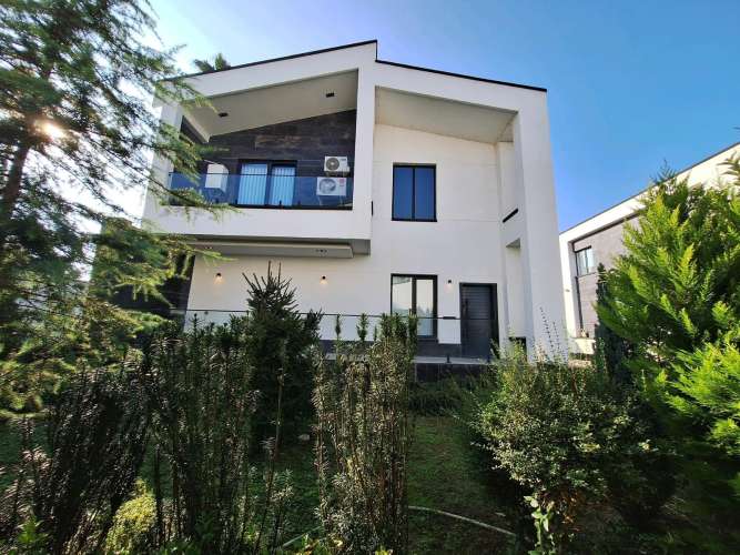 d8777f6b1e326370abdaf37985a8f959 خرید ویلا مدرن شهرکی داخل شهر سرخرود