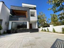 <div class='tp_title'>فروش ویلا مدرن استخردار در بندپی نوشهر </div><div class='tp_desc'>سلام
با معرفی یه ویلا مدرن استخردار در بندپی نوشهر همراهتون هستم .
مشخصـات ویــلا :
۳۳۰ متر زمین
۴۲۰ متر بنا مدرن نوساز
۴ خواب ( مستر و کلوزت )
استخر
کمد دیواری ، کابینت ، هود و گاز رومیزی ، سینک و شیرآلات نصب
تراس بزرگ و قابل چیدمان با چشم انداز کوه و جنگل
روف گاردن با دید به طبیعت کمنظیر بندپی
حیاط سازی و فضای سبز
</div><div class='row_location'><div class='row_title'>آدرس</div><div class='tp_location'>نوشهر<br />آدرس: مازندران، سرخرود، املاک نفار</div></div><div class='row_contact'><div class='row_title'>اطلاعات تماس</div><div class='tp_contact'>افشار</div></div><div style='clear:both'></div><div class='title'>تصاویر</div><div class='images_box'><img src='/components/com_djclassifieds/images/item/1/1416_1a7c1e92-aab6-4756-83ed-f528e3fb6da8-scaled_ths.jpg' width='267' height='200' /><img src='/components/com_djclassifieds/images/item/1/1416_212e52ef-cf31-4bfa-b3f5-3bb69e4a8622-scaled_ths.jpg' width='267' height='200' /><img src='/components/com_djclassifieds/images/item/1/1416_34f448a5-d311-4f51-8a9e-3538102ce547-scaled_ths.jpg' width='267' height='200' /></div><div style='clear:both'></div> فروش ویلا مدرن استخردار در بندپی نوشهر