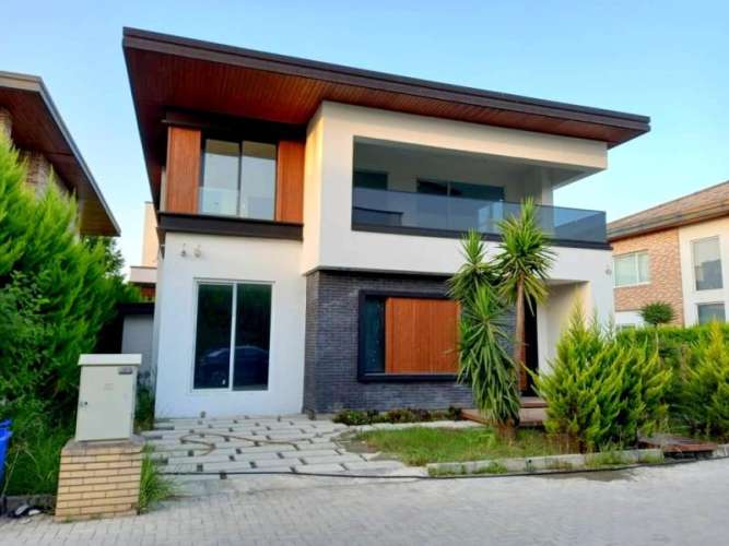 ویلا_مدرن_استخردار_شهرکی ویلا مدرن استخردار شهرکی در سرخرود